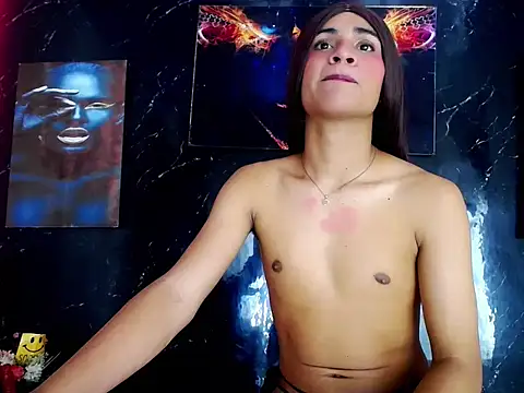 แชท XXX สดของ SaramyBigcock