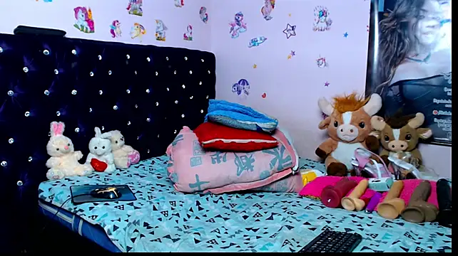 Živý XXX chat ShantalsSecret