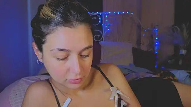 Funny_Bunny's Live XXX Chat