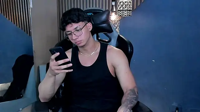 Sembang XXX Secara Langsung Axxel_Muscle