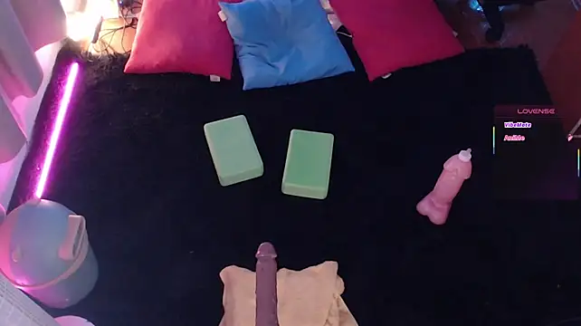Emmy_Ruiz XXX чат на живо