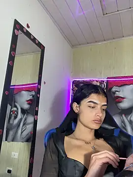 Czat XXX na żywo – honeyluxe_