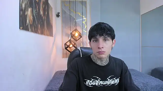 Cry_thereal's Live XXX Chat