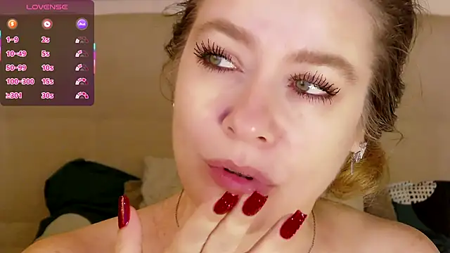 PetersEmily's Live XXX Chat
