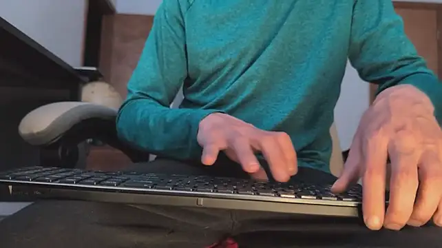 Opondestre00420 Шоу с уебкамера