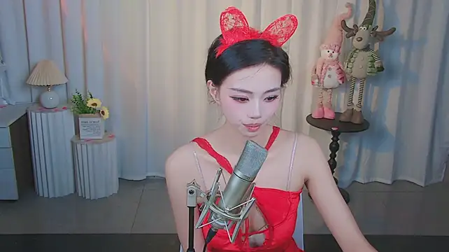 CG-001's Live XXX Chat