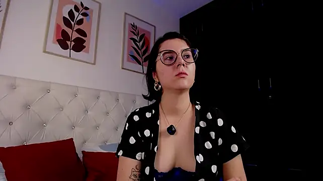 Chat +18 de Barbie_Goddess ao vivo