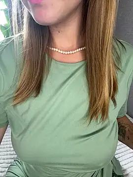 Živý XXX chat curvycatwow