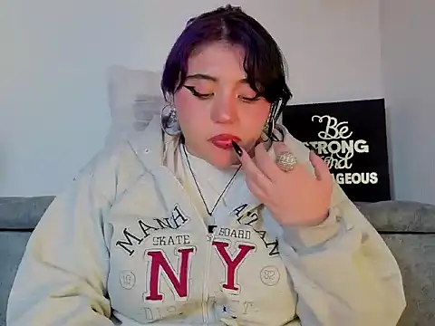 Blueberry_gothic's Live XXX Chat