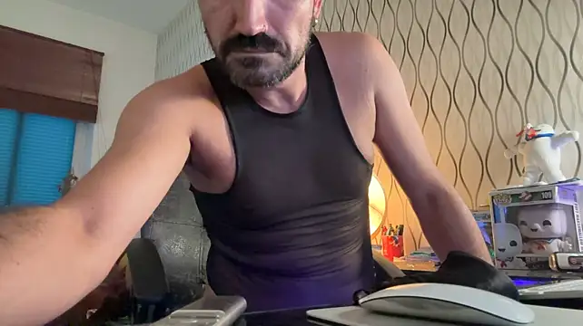 Chat XXX ao vivo de tomz0819