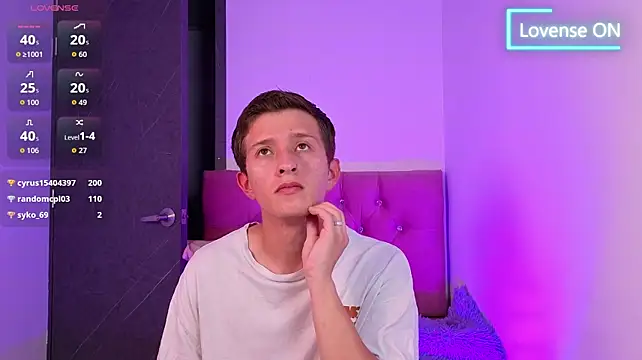 Živý XXX chat mae_nathan_