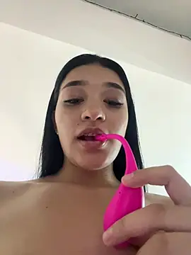 Hhannachiki লাইভ XXX চ্যাট