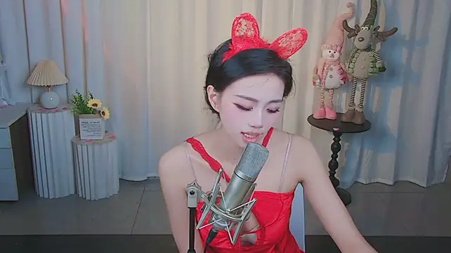 CG-001's Live XXX Chat
