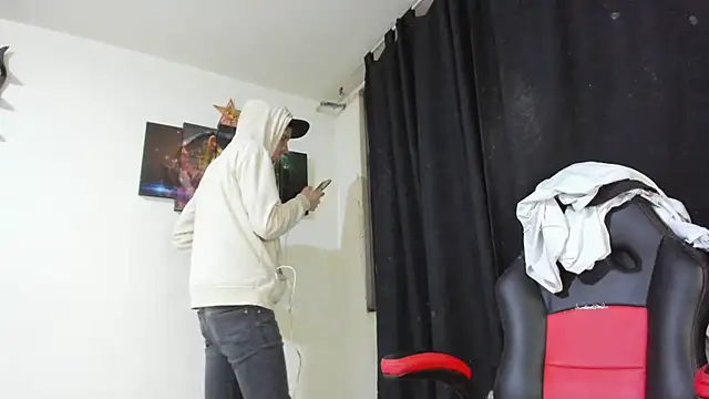 Jeff_Walton@xh's Live XXX Chat