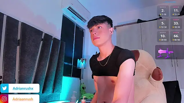 AdrianRushx Adlı Modelin Canlı XXX Sohbeti
