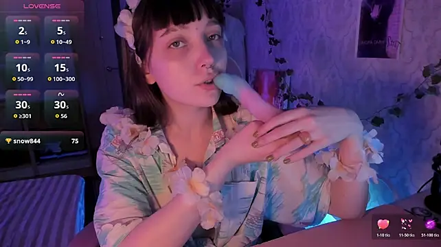 XXX chat uživo modela RileyNymph