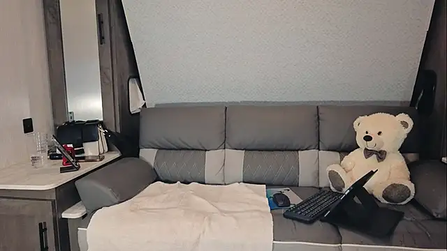 Živý XXX chat Hotbeebee