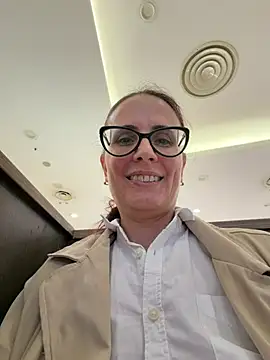 NataKitten Adlı Modelin Canlı XXX Sohbeti