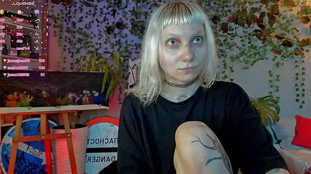 צ'אט XXX בשידור חי של tattoo_art_baby