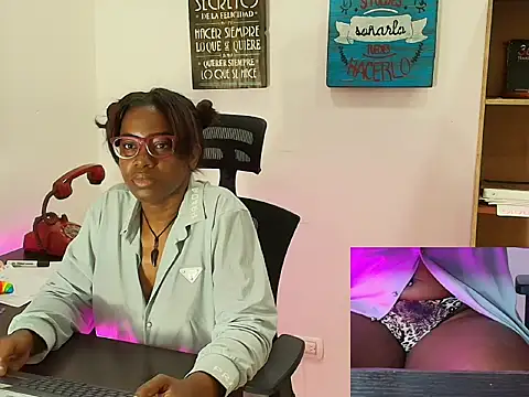 kassandra_Brownn Chat XXX in diretta