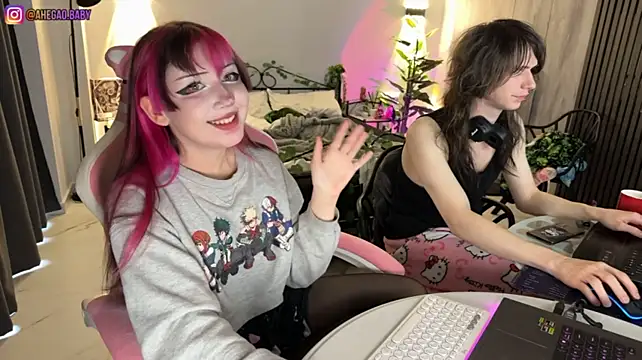Chatroom XXX en direct de h3ntai_baby