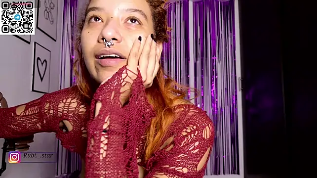 צ'אט XXX בשידור חי של rubi_star