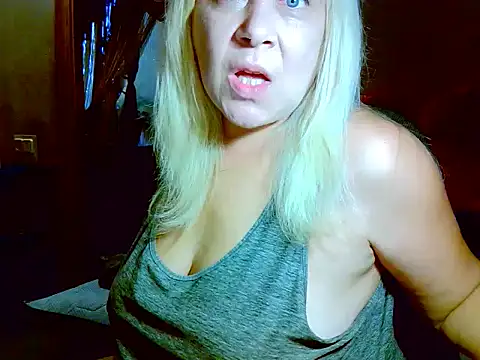 AgoniA7 Chat XXX in diretta