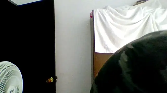 Kenner_fox77 live XXX chat