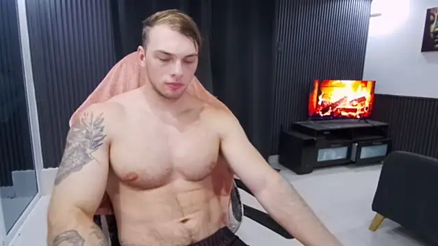 Онлайн чат XXX YourHotGreg