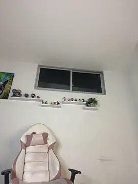 AleFoxx_ élő XXX-chatje