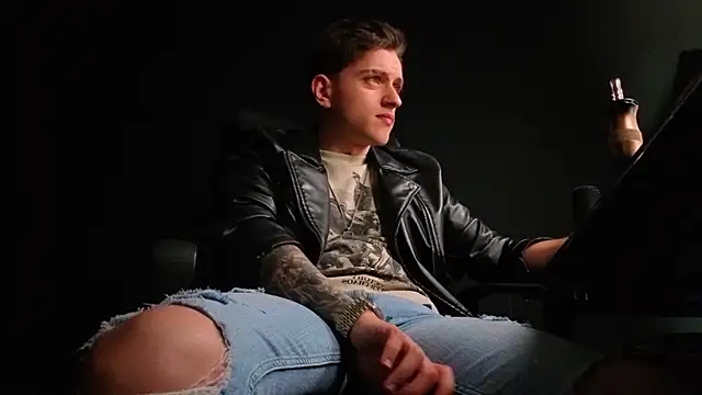 FelixStarkk élő XXX-chatje