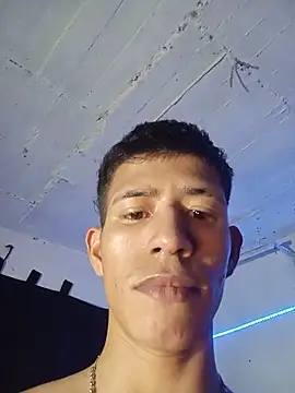 dareck_18 – Naživo XXX chat