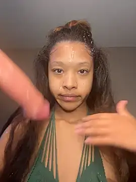 Chat +18 de rubywithpearls ao vivo
