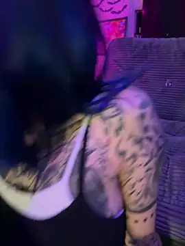 Toxii- Live XXX-Chat