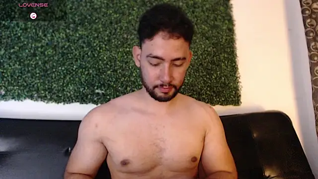 sam_ford_2 – Naživo XXX chat