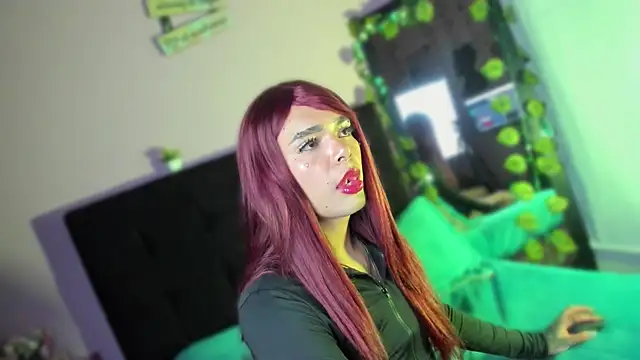 Its_Issa's Live XXX Chat