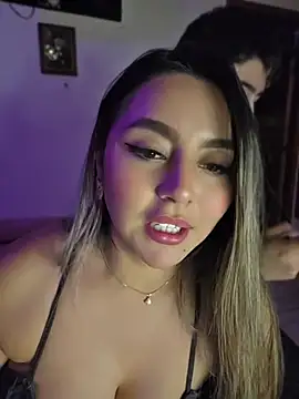 CelesteBlaze_ Adlı Modelin Canlı XXX Sohbeti