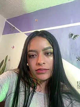 Chat +18 de dani_0711 ao vivo