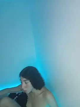 scarlet_lan Chat XXX live