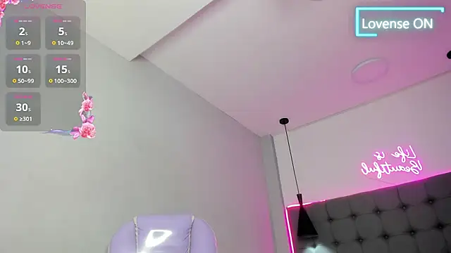scarletcherry18 Live XXX Chat