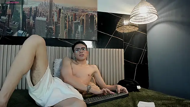 XXX chat uživo modela twinkboy_230