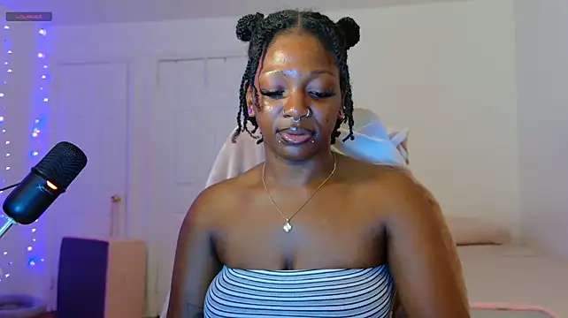 mochakaia's Live XXX Chat