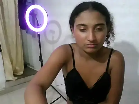 Sasha_sainn's Live XXX Chat