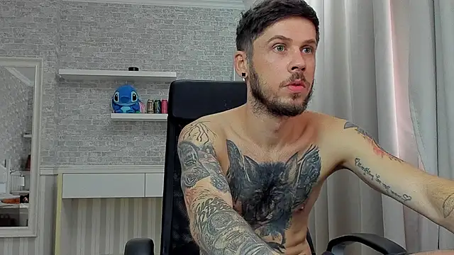 JonahShaw élő XXX-chatje