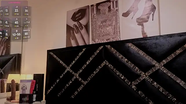 Un_Sluttyy: απευθείας συνομιλία ΧΧΧ