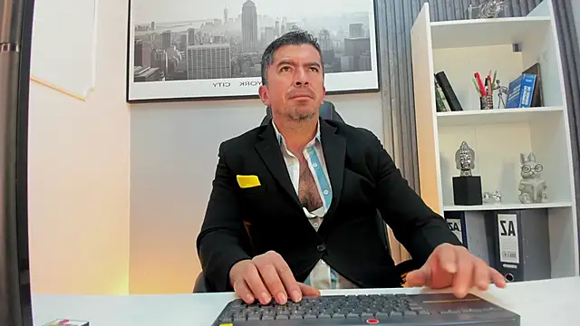 JuanKFit_45 Live XXX-Chat