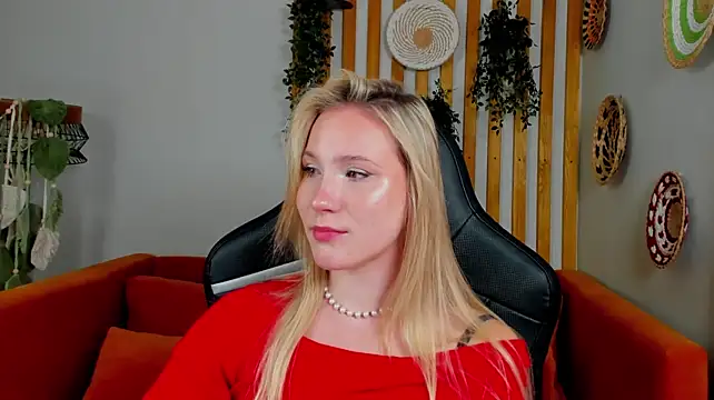 ElaraVoltage Live XXX-Chat