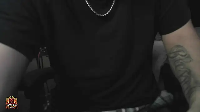 DevilPup75_'s Live XXX Chat