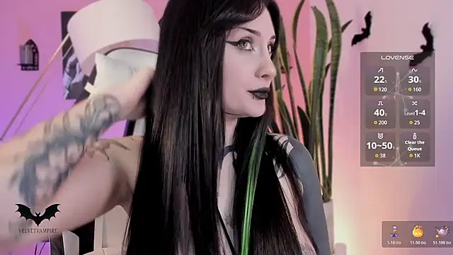 Chat +18 de VelvetVampiree ao vivo