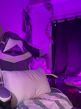 XXX chat uživo modela _yini_